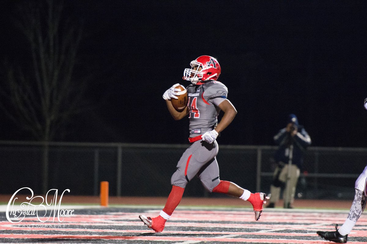 justchrysmoore's tweet photo. Took 1200+ pics from @ahsbucsfootball game! :-o Here are 4 &amp; rest posted on website tomorrow. #RoadToTheDome! https://t.co/xlavzWjuAL
