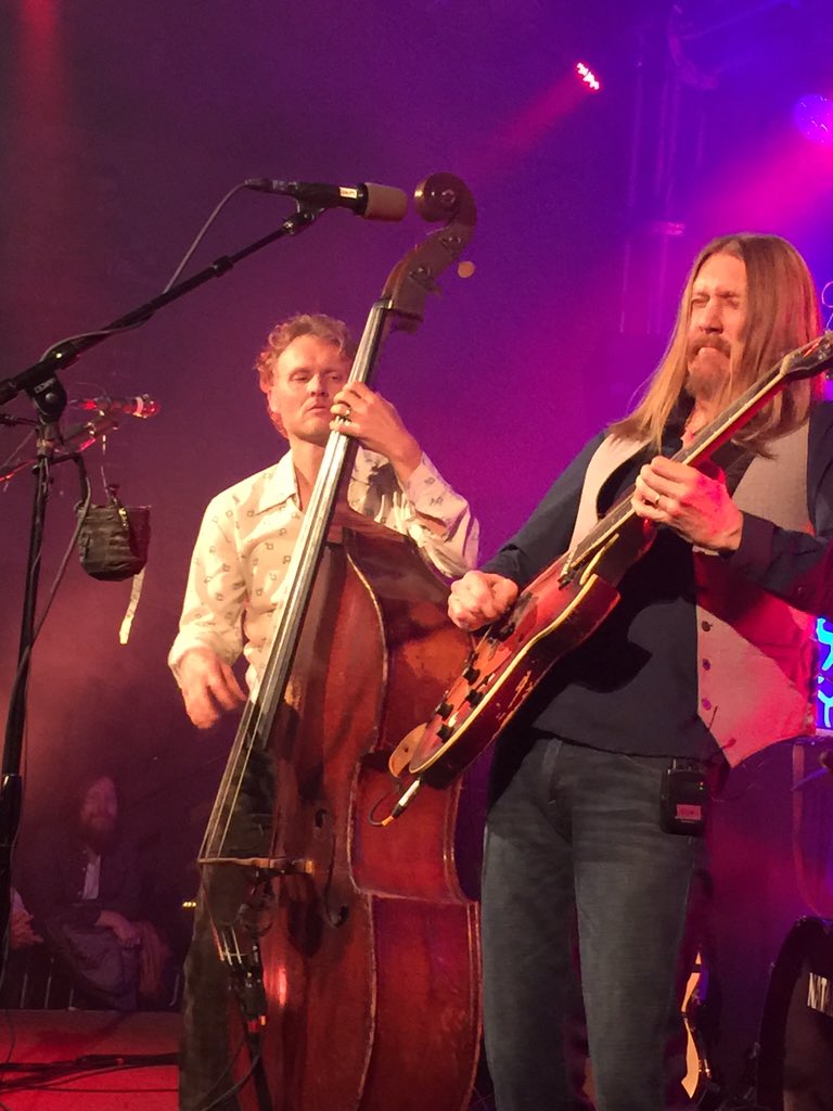 BestBadParent's tweet photo. @TheWoodBrothers [insert expletive] YEAH!!! #yalldontknow https://t.co/qUFqMggRKA
