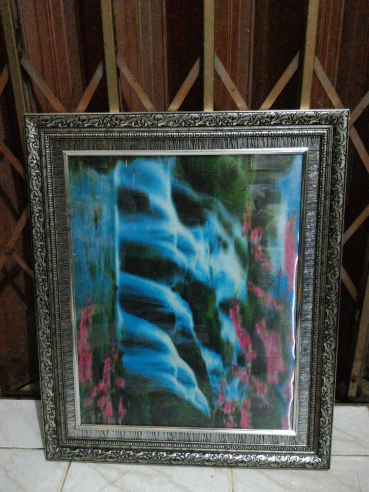Watulingasson's tweet photo. Jual macam2 pigura ukuran 16R (185rb) dan 20R (220rb). Apabila minat hubungin 0823-5237-2424 @IklanBalikpapan https://t.co/N2wvmnBPBy