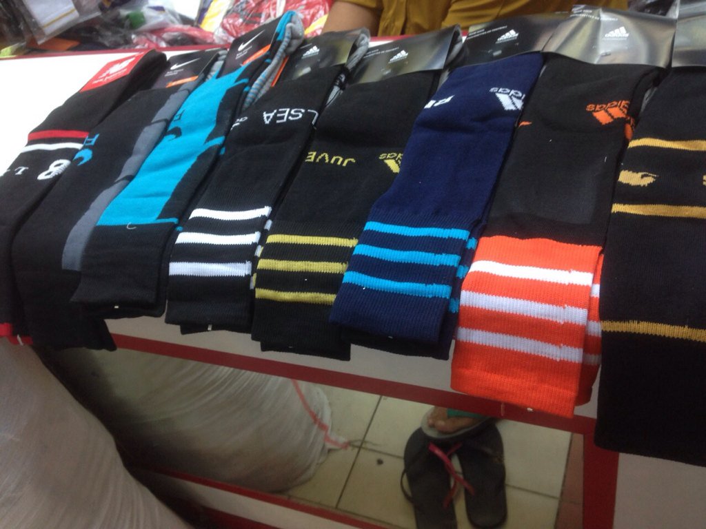 Ciputra_Jersey's tweet photo. Ready kaos kaki clubnya broo!
IDR: 150k
Terima order #grosir #eceran
#infotangerang #infociledug https://t.co/JoUyUU1fl0