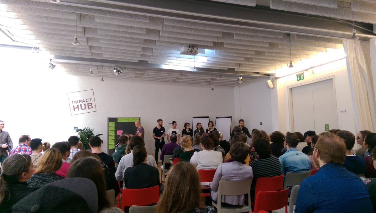 PeritusWeb's tweet image. Ahmed und Lisa sind heute am @mediencamp. Let the horizonterweitering begin :) #mcvie