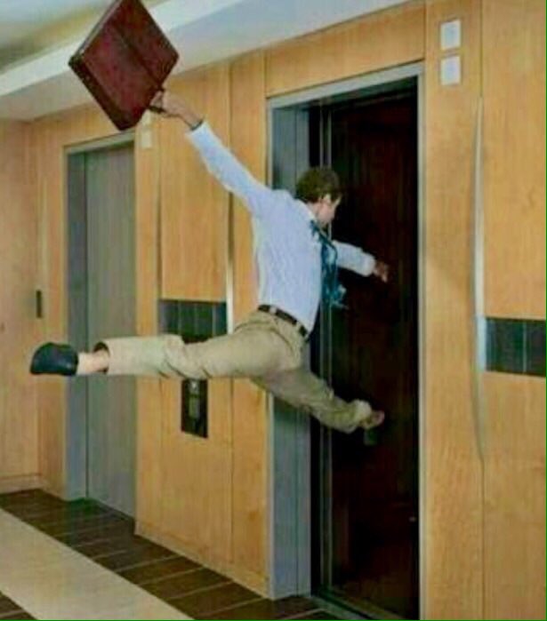_LuckyRadio's tweet photo. Excited about the weekend like...
#itstheweekend #opyp https://t.co/JgCtuhXnhG