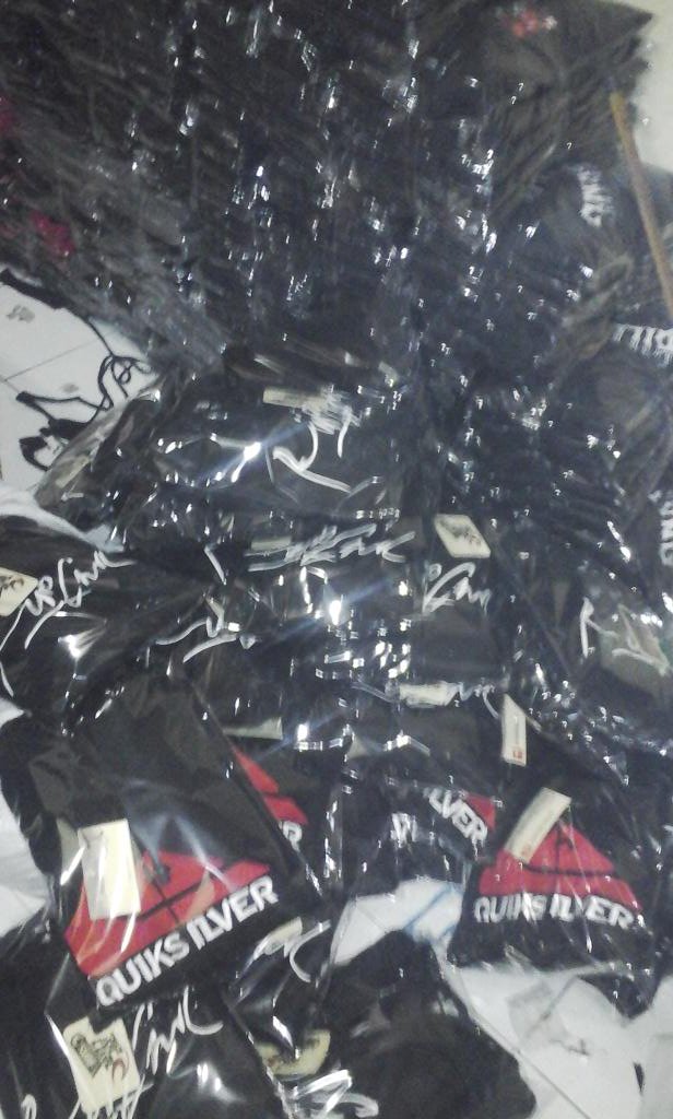 3xTshirtcloting tweet media