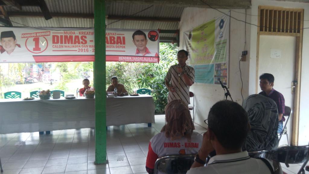 RelawanDON's tweet photo. Bung @DimasONugroho lagi menyapa warga Puri Mas Kecamatan Pancoran Mas, Depok #db https://t.co/K1wTuiGvHV