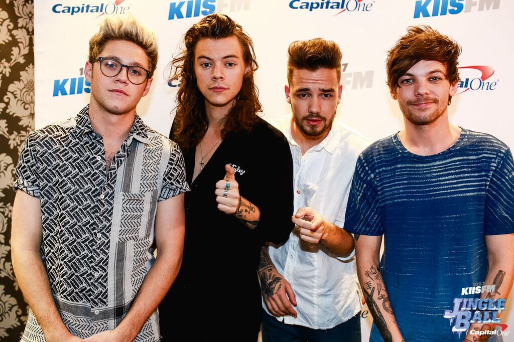 1027KIISFM's tweet photo. A few of the reasons why we love @onedirection! So glad they are here at #KIISJingleball! https://t.co/JG9KEmxRtI https://t.co/ky6bGDvbMR