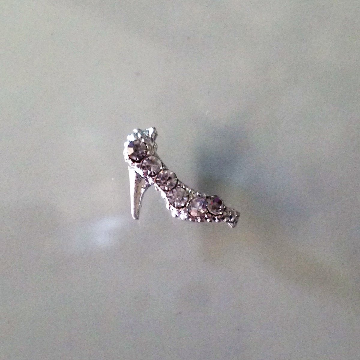 nailsofaddictio's tweet photo. Shop our LARGE inventory of Nail Art Charms, embellishments and Swarovski flats https://t.co/cTY0a7dA2f  , https://t.co/9QLsgCcvPT