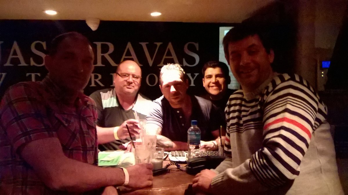 RubenBere's tweet photo. Controlando el ingreso @PajasBravasBB @pato_costa @VenanziGaby @sebastian_stmbb @stmbb_bs @Aguero_M_A @Fangelinistm https://t.co/nJu1nfbkVX