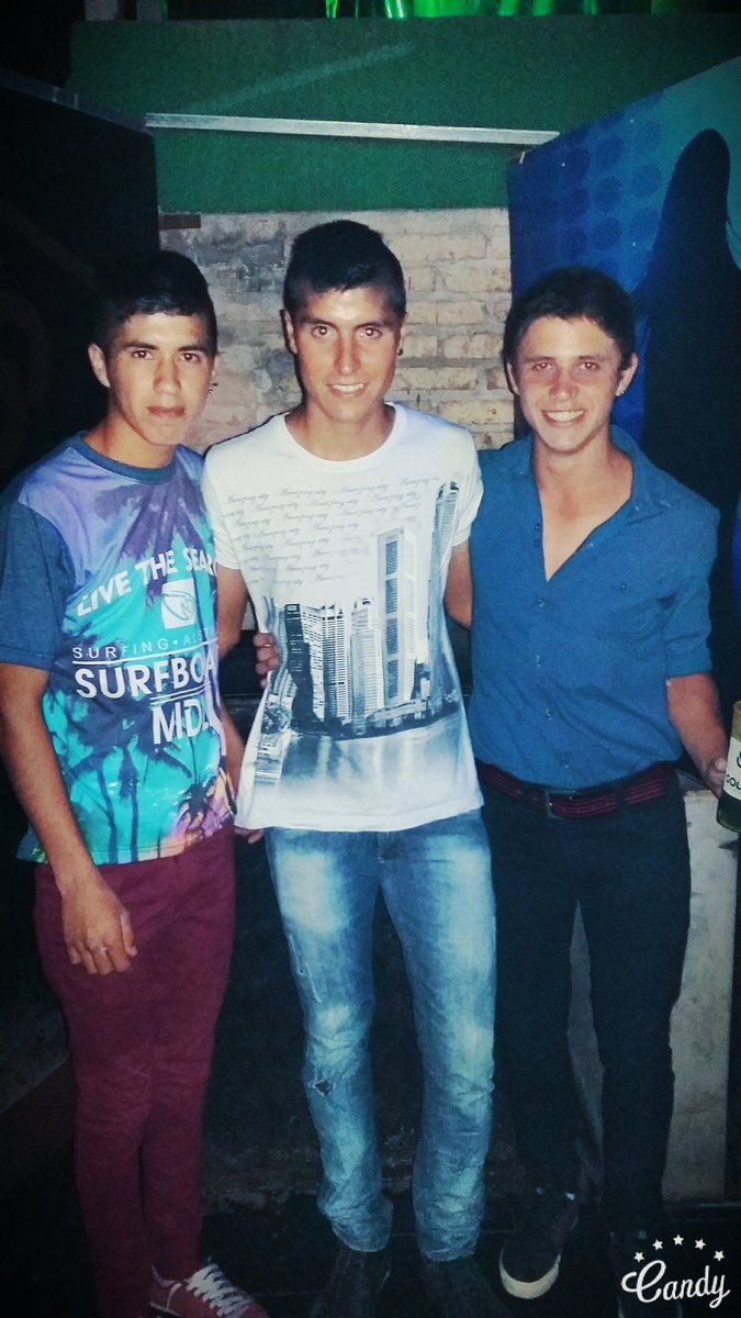 sebajulian98's tweet photo. Amigos x sobre todas las cosass 👌
#Goldenn🎵🎶 https://t.co/tgAl1Czyr7