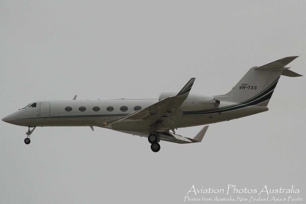 Avphotosaus's tweet photo. VH-TXS Gulfstream G4SP from Adelaide on final for RWY 24 https://t.co/JWJXe2Zscr
