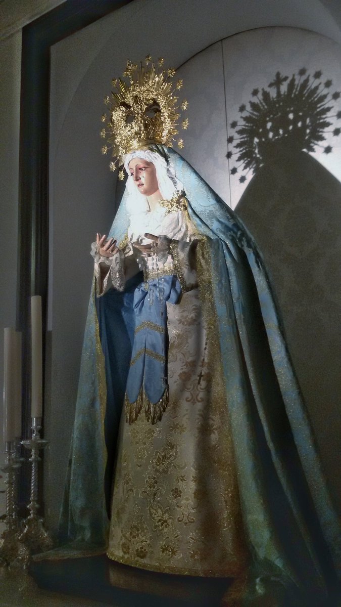 HUMILDADDELEBRI's tweet photo. Tú eres la Azucena Hermosa!!!! Oh Victoria!!! Sin Pecado Concebida!!! https://t.co/inhmyzDvhl