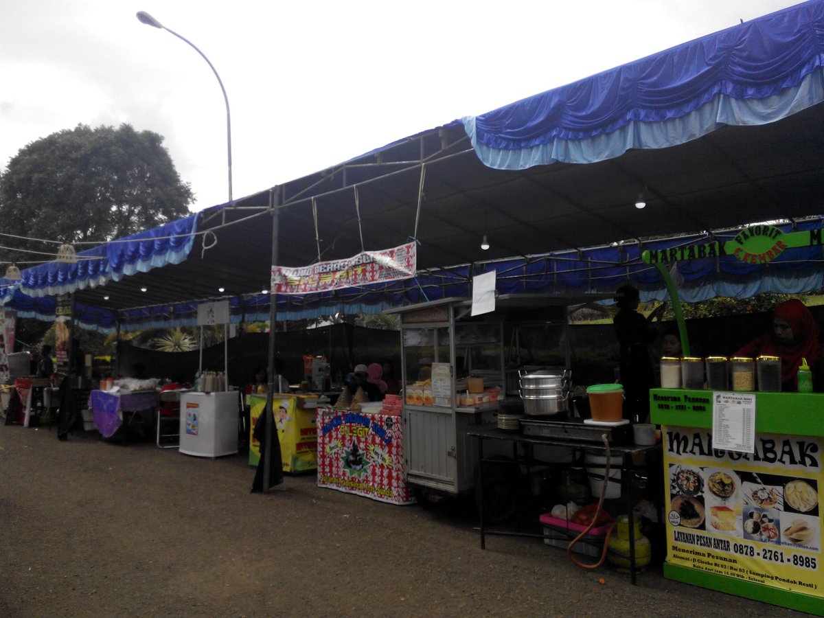 107.8 FM Fikom Unpad Network Radio tweet media