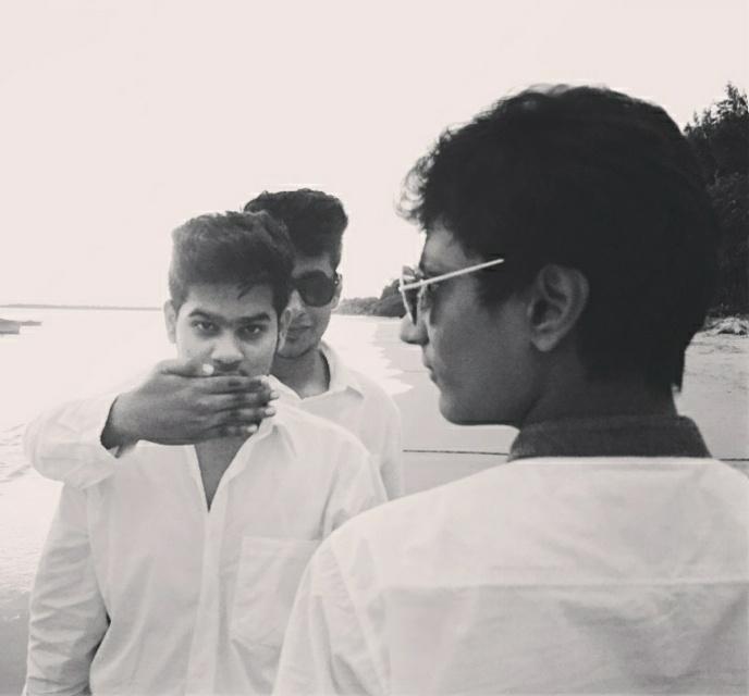 abdmuqsit17's tweet photo. #Theri #Thalapathy59 #theristyle https://t.co/mQfTzCXvIV