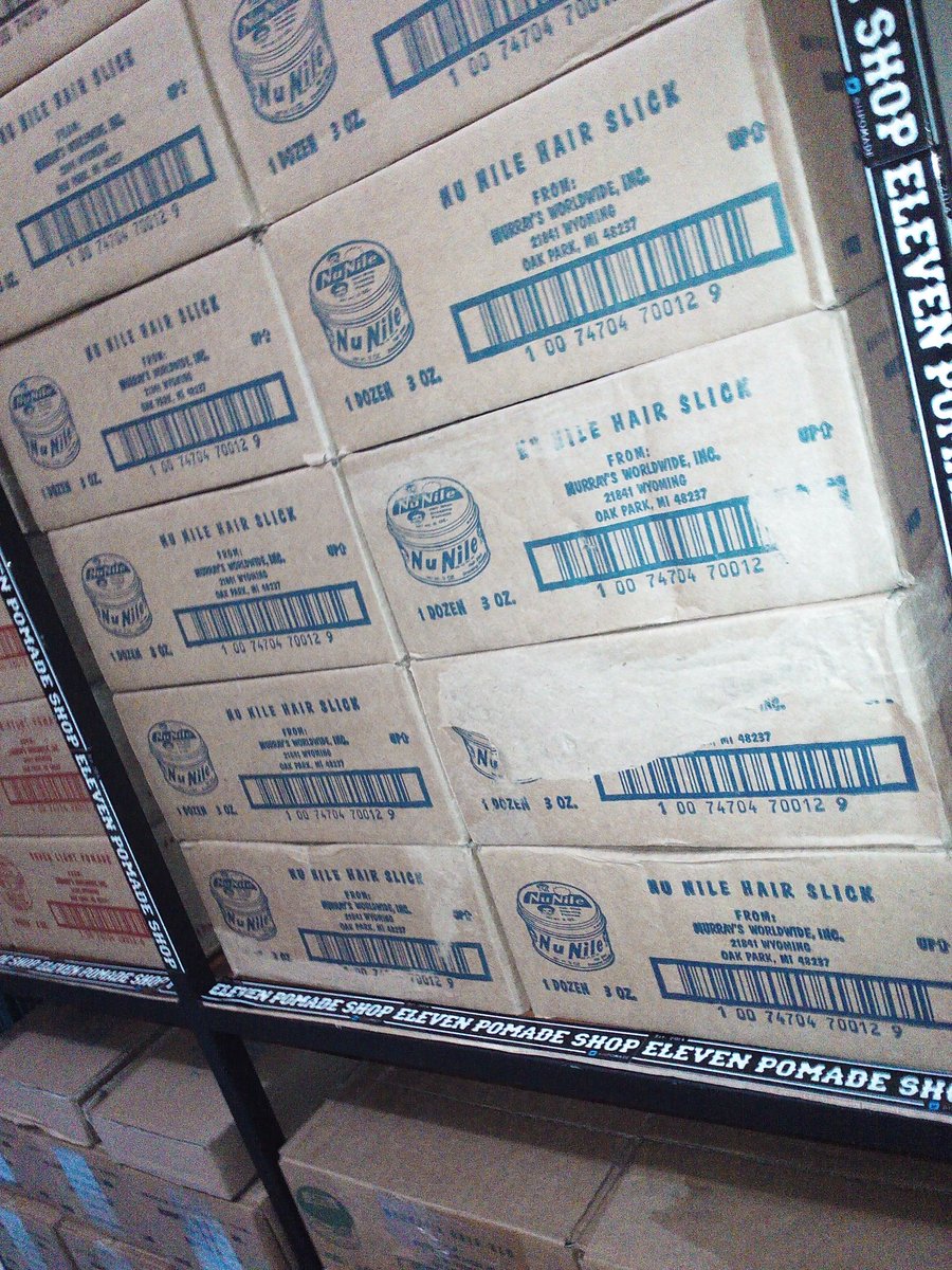 11pomade's tweet photo. Ready Stock Pomade &amp; Comb | Text order Pin 7EB640CC / SMS 081294424272 -Stay Cool and So Neatly- est. 2014 https://t.co/Y5RKdcDnMI