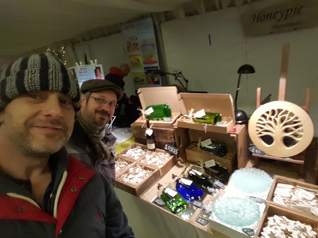 <a href="/DalegateMarket/">Dalegate Market | Shopping & Café</a> Christmas Market #stallholderselfies <a href="/blacksheepltd1/">Black Sheep Ltd</a> @beachhutcharm