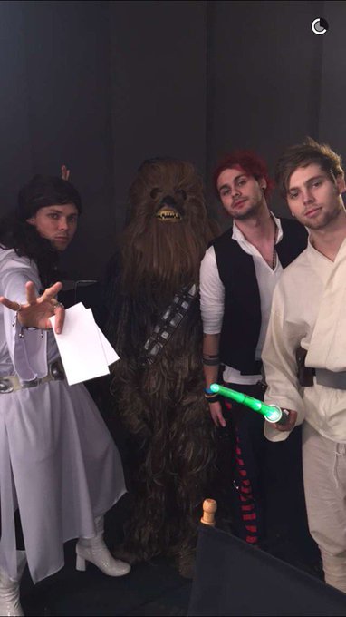 @Ashton5SOS is such a beautiful, independent, woman. So inspirational. #Takingonefortheteam https://t<a class="tags" target="_blank" title="On Twitter" href="/?out=eyJ0eXAiOiJKV1QiLCJhbGciOiJIUzUxMiJ9.eyJpYXQiOjE3MjY2MzQ3MzgsImlzcyI6InR3cG9ybnN0YXJzLmNvbSIsIm5iZiI6MTcyNjYzNDczOCwiZXhwIjoxNzU4MTcwNzM4LCJyZWRpcmVjdF91cmwiOiJodHRwczovL3R3aXR0ZXIuY29tL0FzaHRvbjVTT1MifQ.01gAxWmJ4LV6PuhsO_eAIX5_6UIiXUQ4xZLmzuDunqhoyimDwoTGeodUC9LpBvVR2fK0Nx6KBMQSAJIu_15-NQ">@Ashton5SOS</a><a href="/tag/takingonefortheteam"class="tags"><span>#takingonefortheteam</span></a>