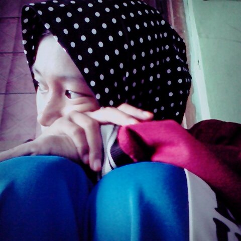 umi_farida67's tweet photo. Semangat itu pun pudar saat aku melihat mu dengan orang lain.. :-(
Tapi aku pun harus tetap semangkat ;-) https://t.co/URa7UhY3Wd