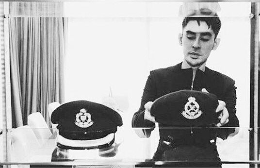 Embedded image permalink