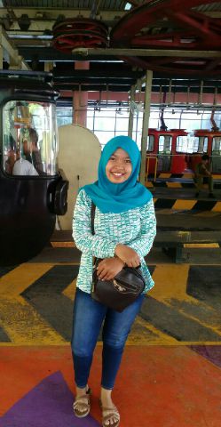 endahlistianii's tweet photo. ini nih hasil beberapa minggu yang lalu kereta gantung taman mini Uploaded via https://t.co/fv6uskCnUp https://t.co/DzWizT3g96