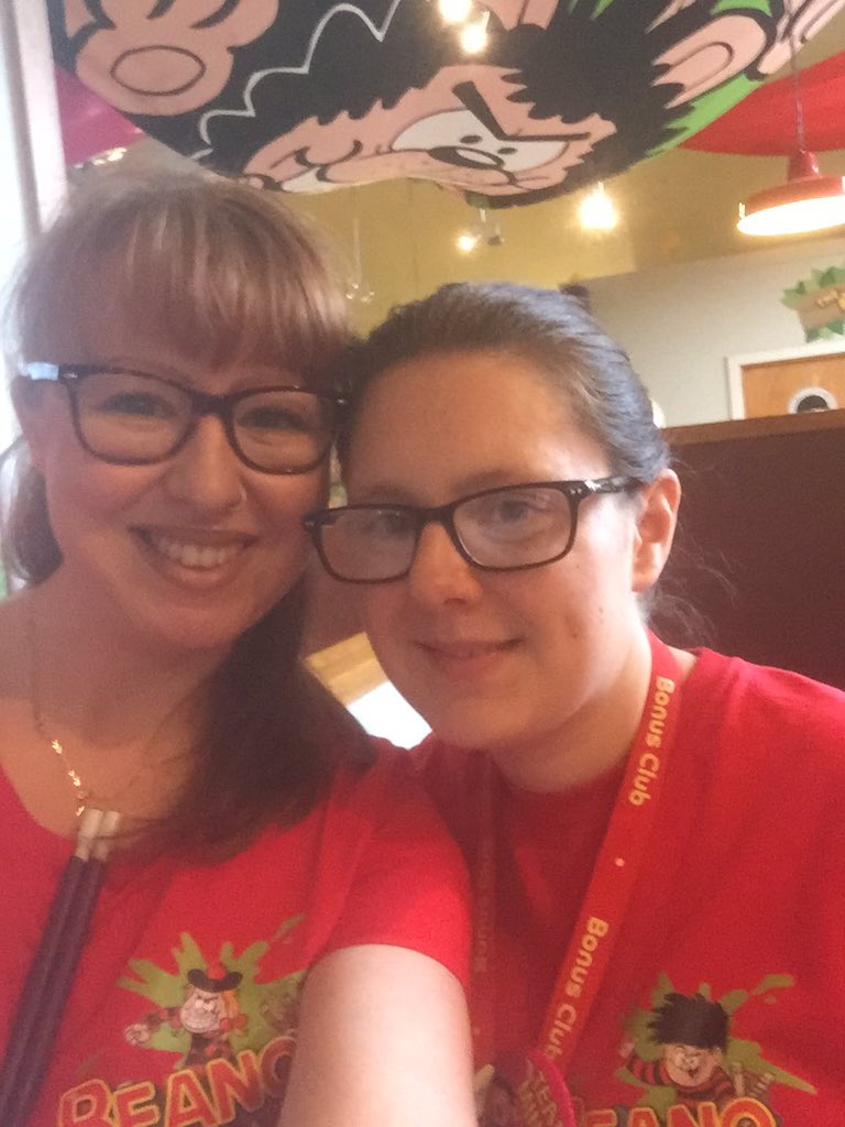 LauraGa52221208's tweet photo. @WeAreSUGM @seanquirke1888 @amylou8725 @Reid1Tracy @SpencerGraydon Thank youGuild for looking after me. https://t.co/osZWNIiC5h