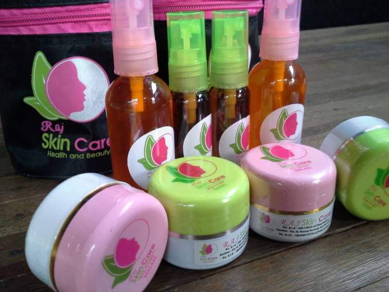 Cream R.A.J Skincare original
Yukkk yg mau cantik dan ganteng, mari di order cream nya