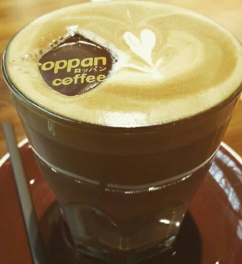 Roppanista's tweet photo. Cup of coffee for this gloomy satnite
Regram from @ruththefoodie
#roppan #coffeelover #ngopi #roppancoffee #latteart https://t.co/lQTxIUeoMH