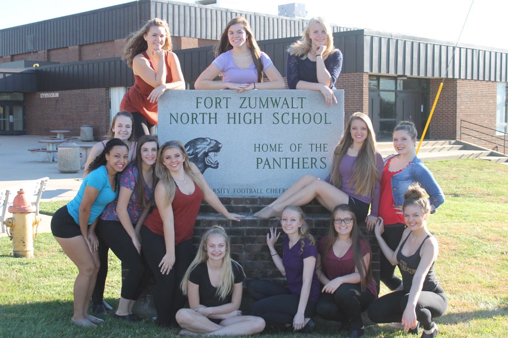sydsydsydsmith's tweet photo. Today's the day 💚💛  @FZNDance #prideline https://t.co/jAeu2WCzwO