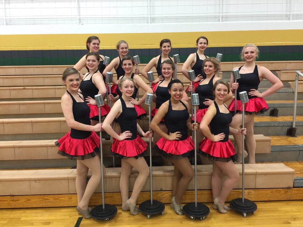 sydsydsydsmith's tweet photo. Today's the day 💚💛  @FZNDance #prideline https://t.co/jAeu2WCzwO