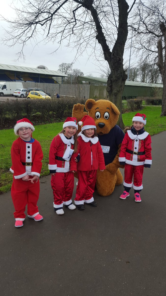 Norfolk_Hospice's tweet photo. We mustn't forget to thank Hugh the Bear for coming to cheer on the #santadashers today https://t.co/xZHOGKxfRn