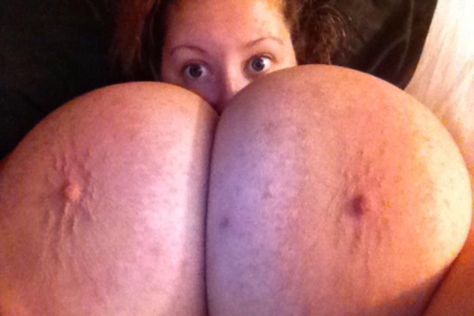 SuperBigBoobs's tweet photo. Fit perfect fot me... I love this Boobs size @winkingdaisys You are amazing...RT AND FOLLOW. https://t.co/RQQTWirkxp