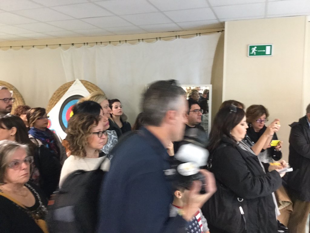 micastrichini's tweet photo. .@CatiusciaMarini @Peleo1972 @OrlandiWalter all' @ospedaleperugia Soddisfazione per realizzazione progetto palestra https://t.co/sTR1Ou9vxj