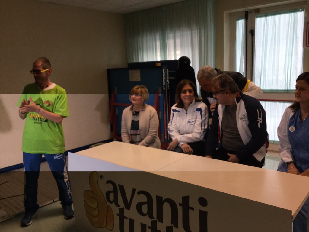 micastrichini's tweet photo. .@CatiusciaMarini @Peleo1972 @OrlandiWalter all' @ospedaleperugia Soddisfazione per realizzazione progetto palestra https://t.co/sTR1Ou9vxj