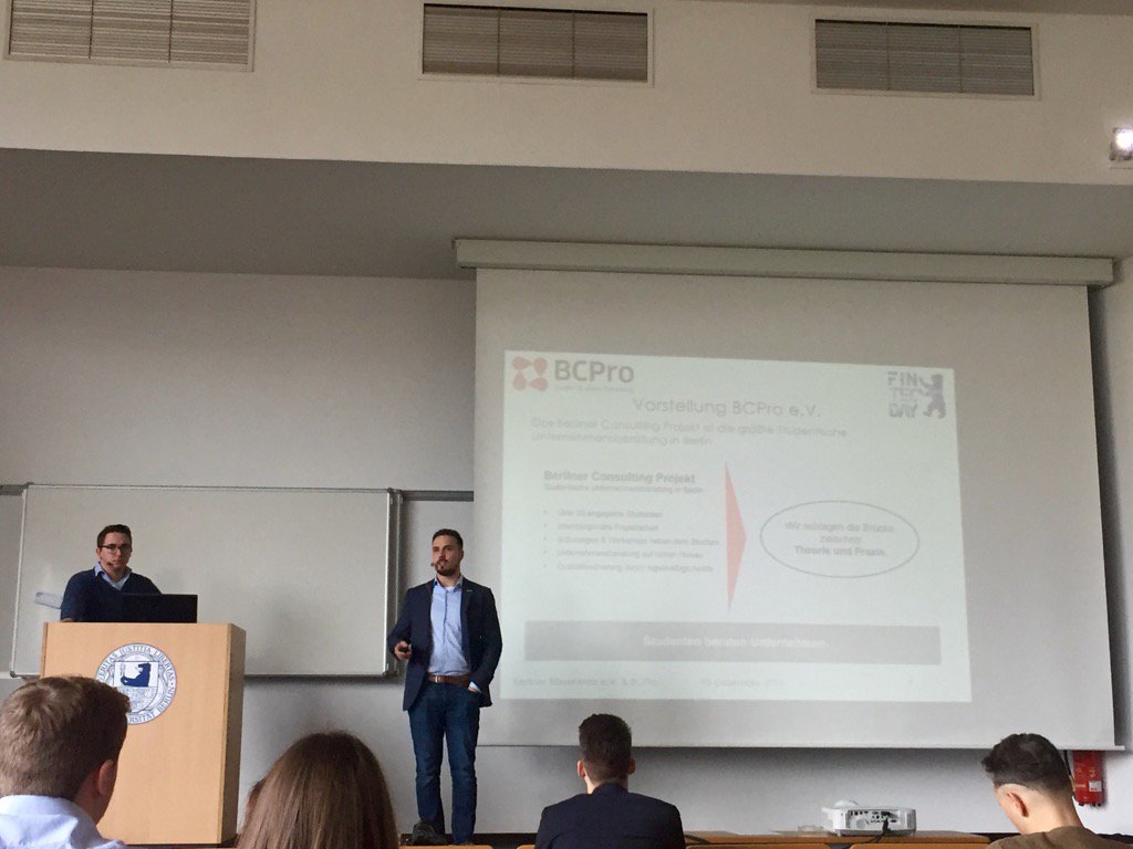 CeoLiebling's tweet photo. @BCPro_eV auf dem 1.FinTechDay Berlin 2016 #ftd15 https://t.co/UxT8HWBR69