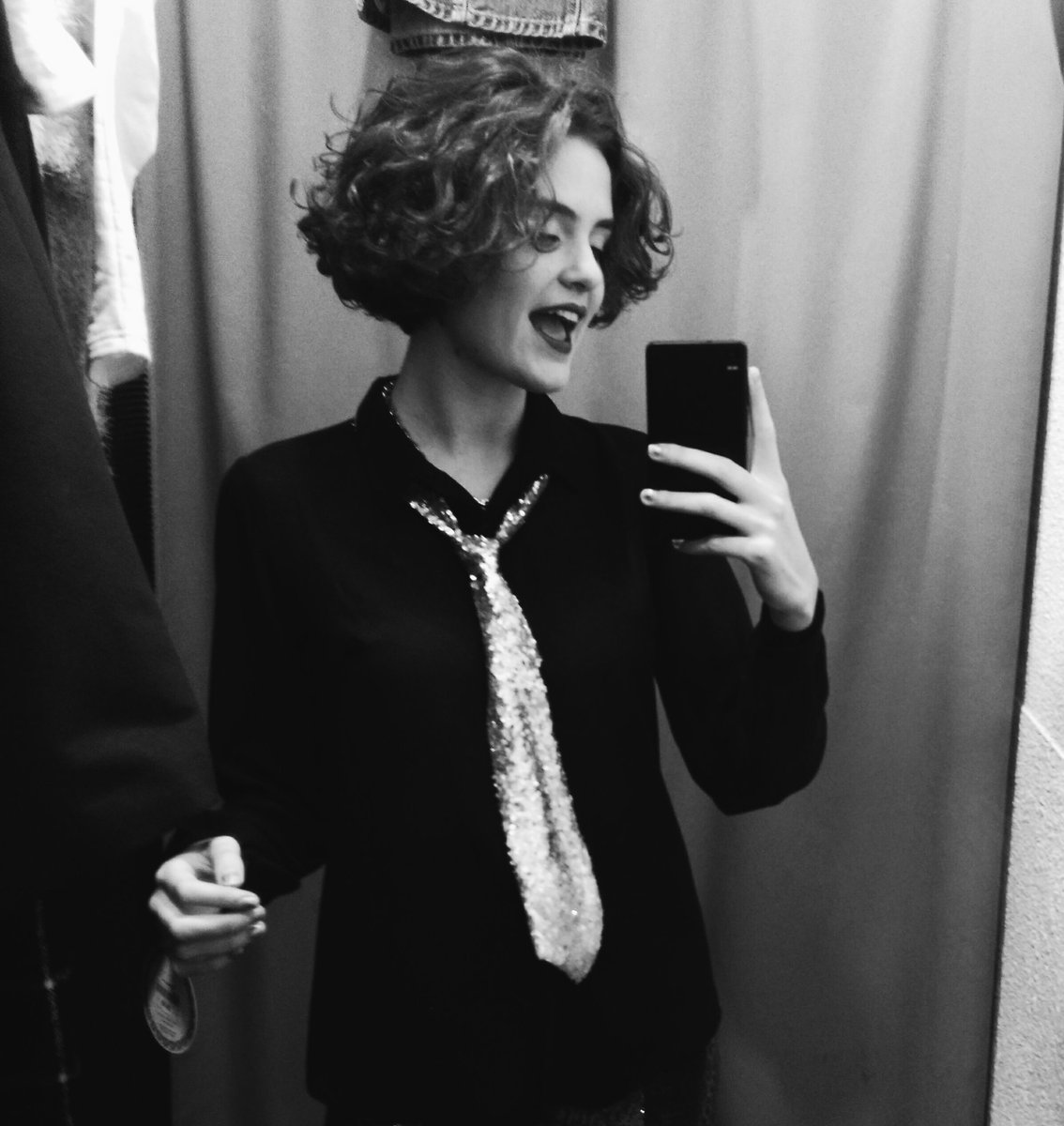 Marta_Alma's tweet photo. 👔 https://t.co/YZsNnDXqwE