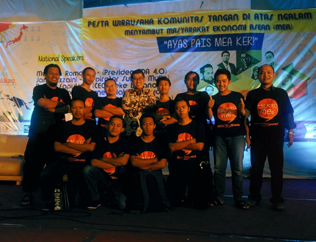 Pak <a href="/JamilAzzaini/">Jamil</a> bersama teman-teman <a href="/TDAkediri/">TDA KEDIRI</a>  di #PWNgalam #TDANgalam  #pestawirausaha