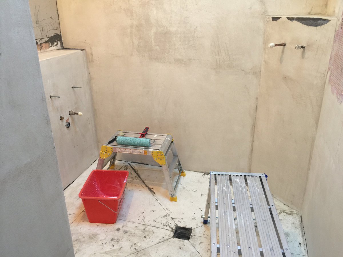 Bathroomcorner's tweet photo. Recently completed #bathroom in #bristol using @HardieBacker  board. #Design brief - simple, bold and different :) https://t.co/2THIIf5QpL