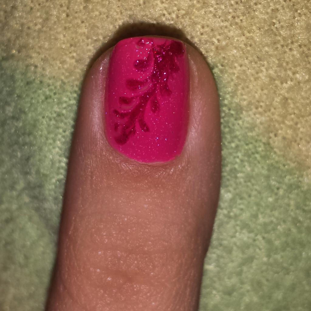 Giusinadance's tweet photo. #nails #newnails #pink #l4l #f4f #genious #veryinteresting #passatempo #misperimento 💅💪😍 https://t.co/kIRM7NdFai