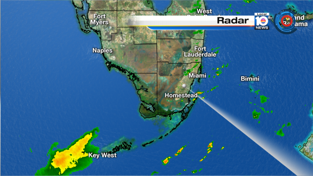 A CALMER START - Not so wet early Saturday but there are a few showers developing so rain chances are staying high. https://t.co/eo0pyApyAG