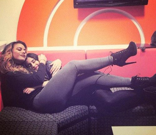 dharmony1432's tweet photo. I need a very real friendship as laurinah... 😍😍😍 😱😱😱 https://t.co/RpgQWhczla