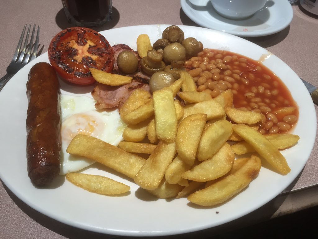 TheOffy's tweet photo. Great breakfast in the @MoulinCafe this morning, almost as good as @thebeachcafe_wh 👍 https://t.co/DnSRXH1Hj3