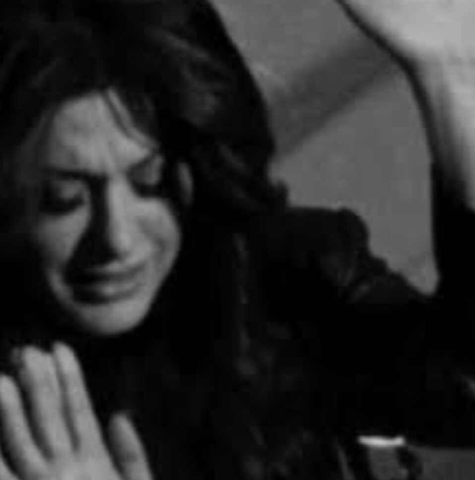 اريد النسخة القديمة لبعض الاشخاص .. !!
فـ تحديثـات الزمن لهم أوجعتني ..