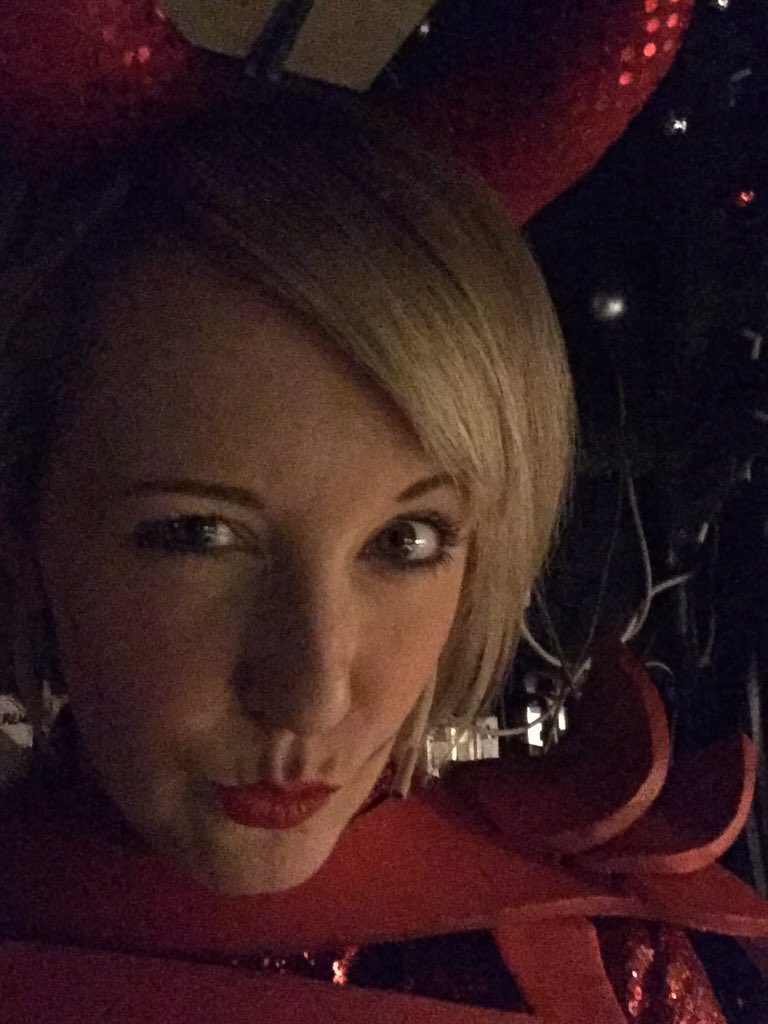 PamelaByrne's tweet photo. #techface #mothergoose #adamsmiththeatre #panto @onfife https://t.co/e3UCOVZukY