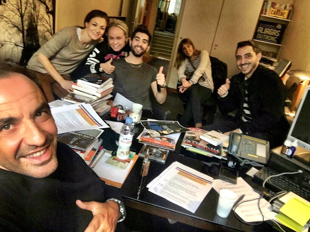 GIRACKENDJI's tweet photo. Avec l'ami @nikosaliagas &amp; la Team cet après-midi 😊! https://t.co/DD2o7oVTCd