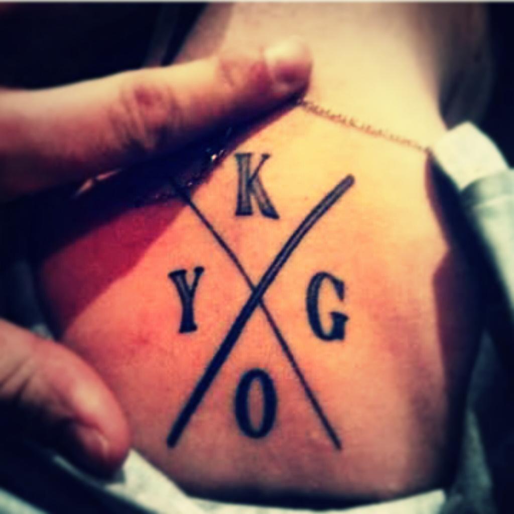 AppleMaeToledo's tweet photo. I Love #kygo  💋💋
#EDM #edmgirls #kygomusic https://t.co/OQQZ2njhRQ