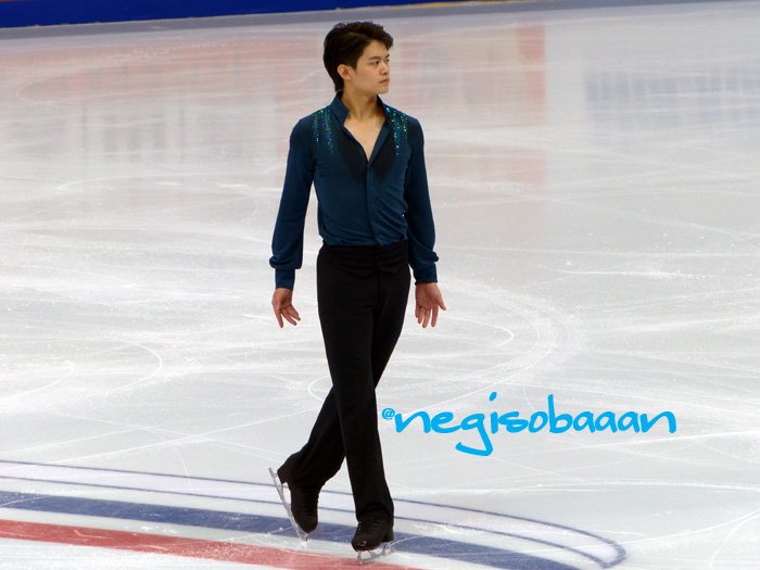 negisobaaan's tweet photo. Takahiko Kozuka FS " io ci saro" &amp;Kiss&amp;Cry #CoR15 たかひこさんFSとキスクラ https://t.co/WOV0v2f9Vr