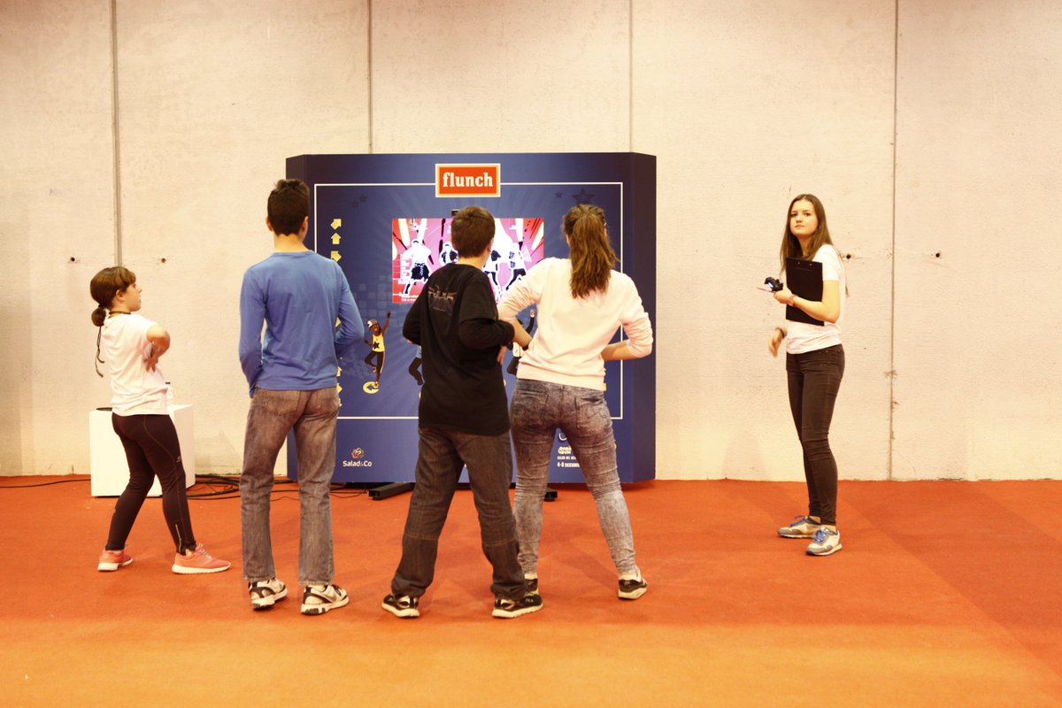 flunch_es's tweet photo. Baila con @Flunch_es en @DABADUM y gana un viaje a @EuroDisneyEN. Y a recuperar energías en nuestro #FlunchTruck https://t.co/Wnw6eCUZ18