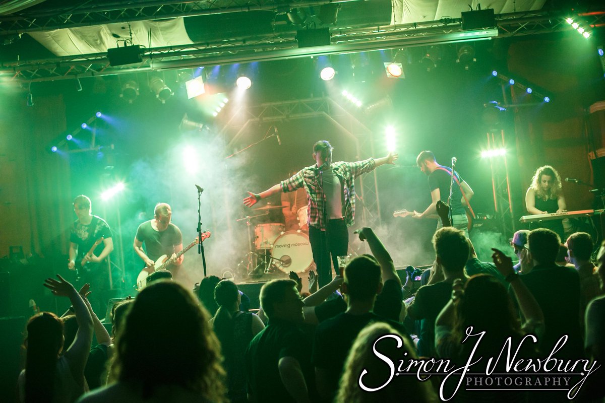 Brilliant set from <a href="/MovingMoscow/">Moving Moscow</a> last night. New single is worth a listen -  soundcloud.com/moving-moscow/…