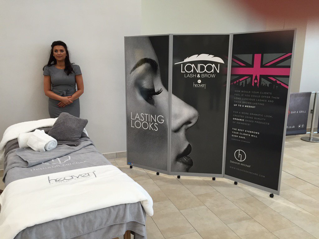 LondonLashNBrow's tweet photo. London brow demonstrations @RW_Genting https://t.co/CsRk99OQy7