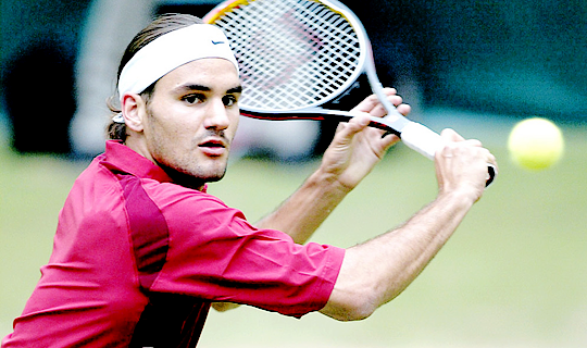 aartist_11's tweet photo. Baby #Cute Federer #PinkRF https://t.co/jWuGruxdOh