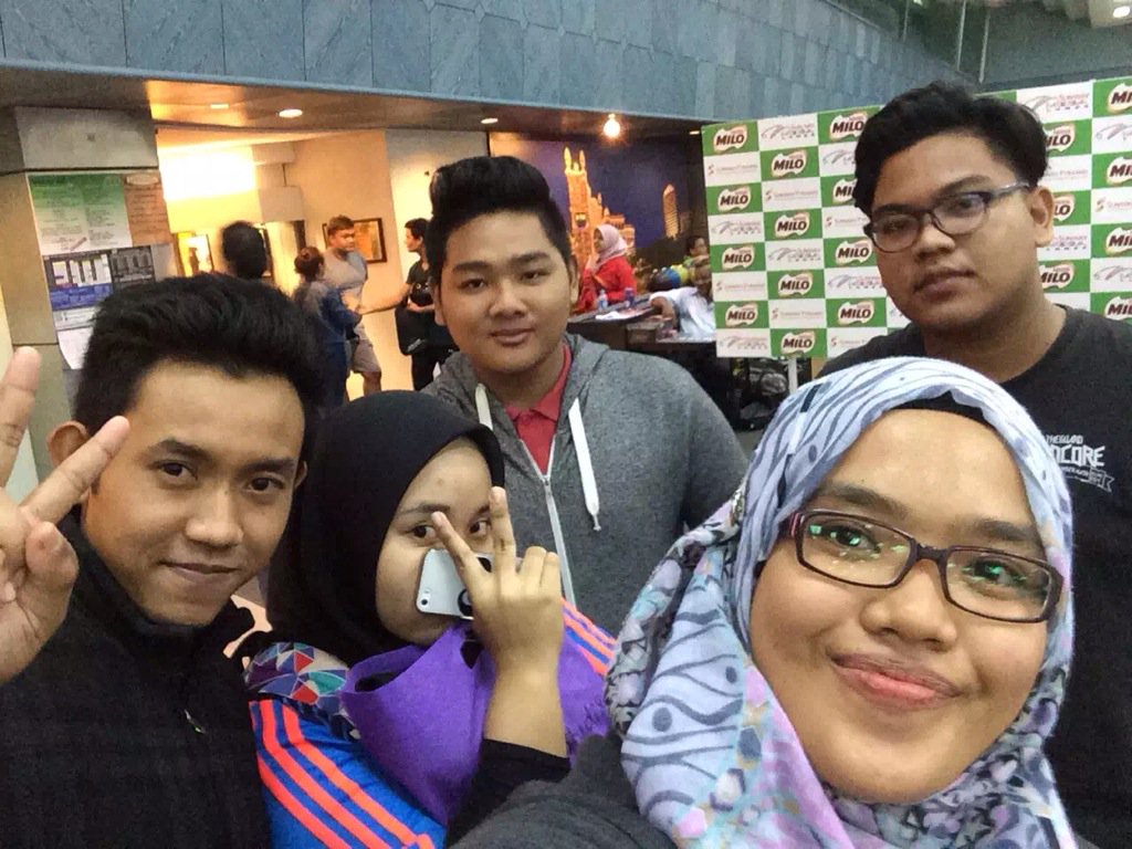 ezzumaez's tweet photo. #jas2015 https://t.co/mYTqCuJVVf