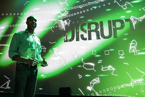 InsuranceDweeb's tweet photo. What Silicon Valley Is Saying About #DisruptInsurance https://t.co/vUy06CvkjF @InnovationExec https://t.co/GaA6ETvYBs